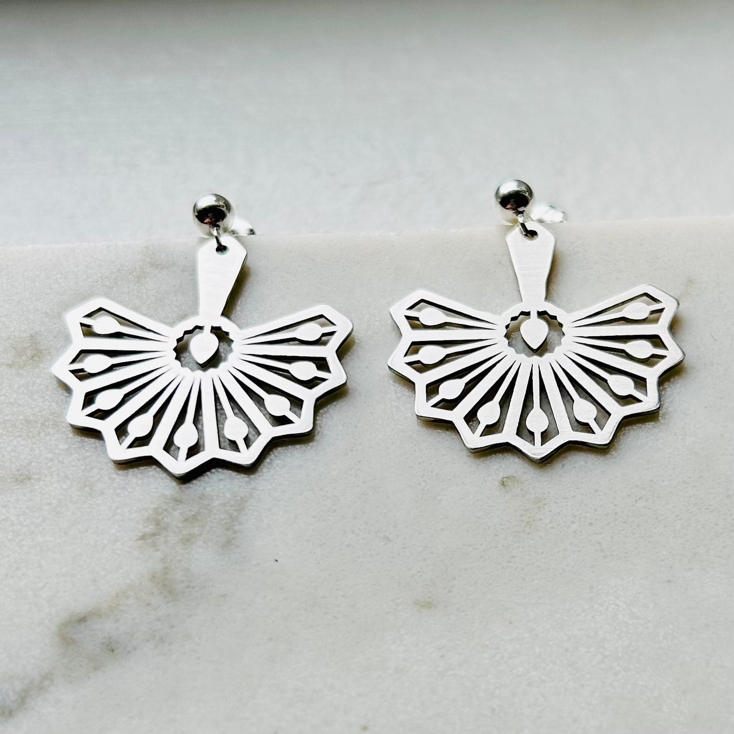 Silver drop fan earrings for women Image 4