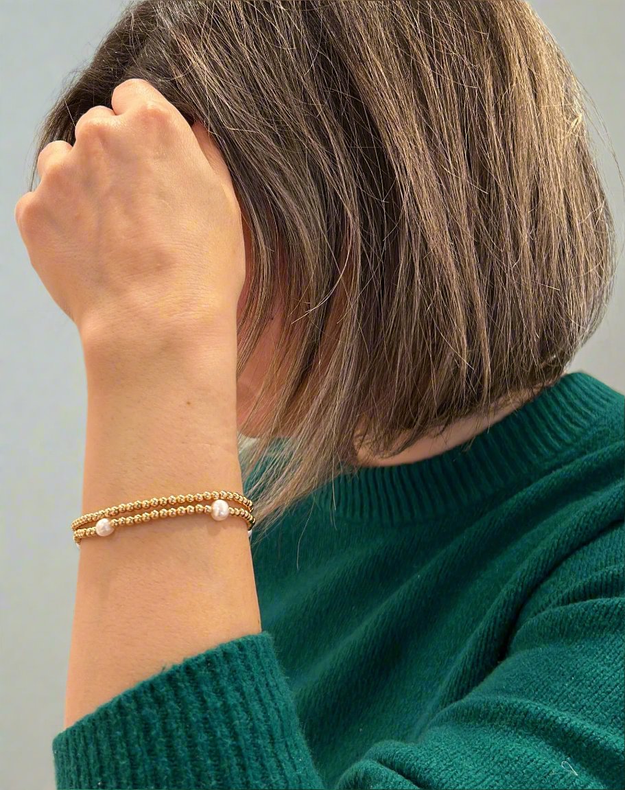 14k Gold filled Bold Spheres Elastic Bracelet With Pearls