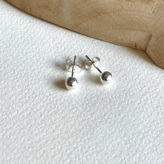925 Sterling Silver Small to Big Polished Ball Stud Earrings in Size 2mm, 3mm, 4mm, 5mm, 6mm and 7 mm Diameter