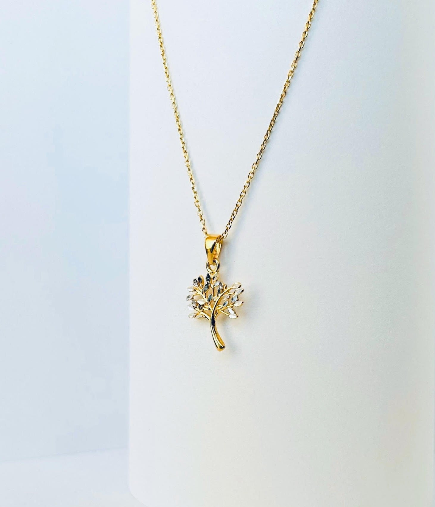 Tree of life Necklace, gold necklace or women - KIA Jewelry Necklaces Toronto