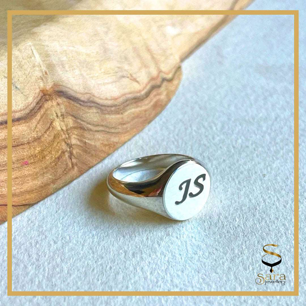 Personalized initial ring| Sterling silver signet ring|  letter ring